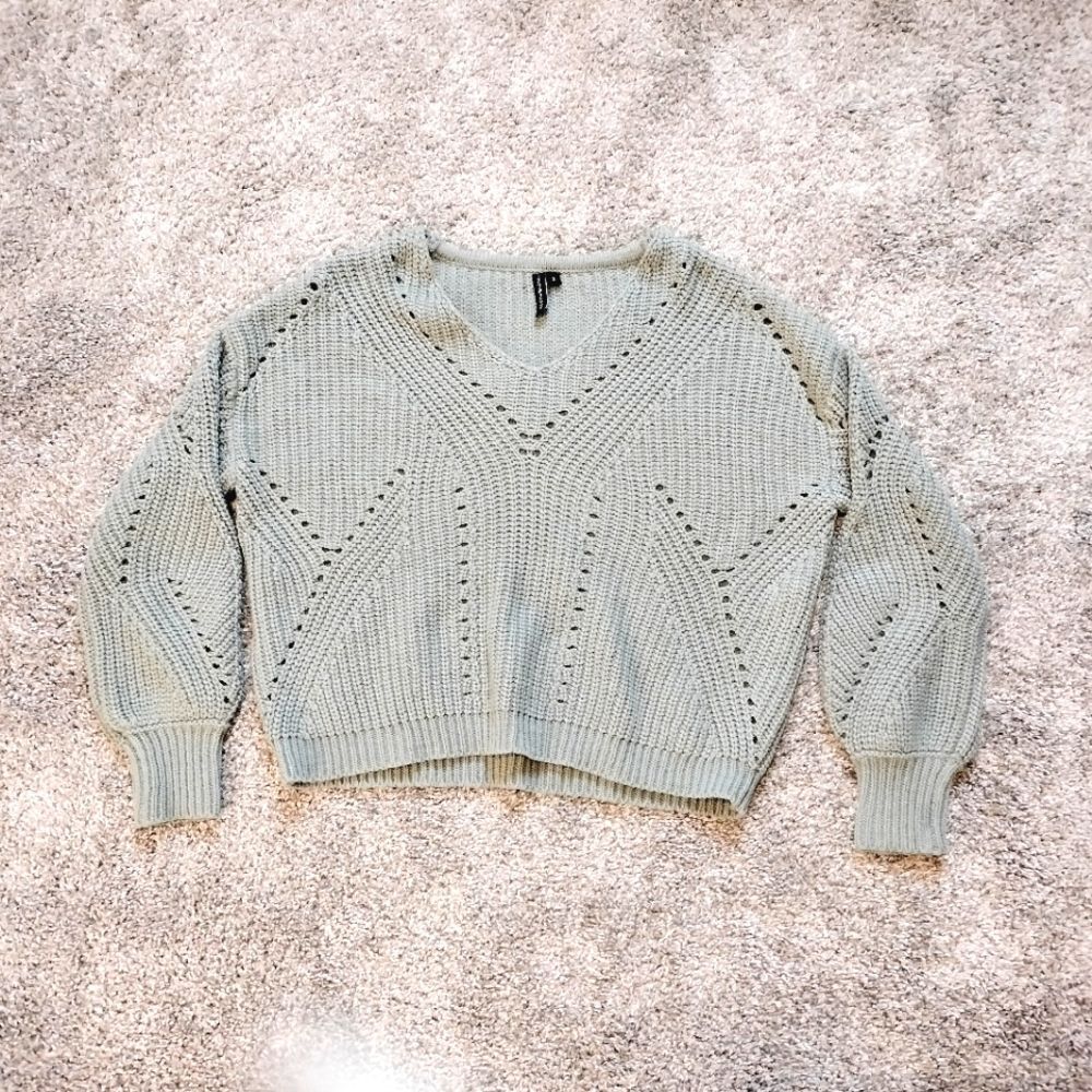 Moon & Madison Women's Mint Green Oversized Chunky V-Neck Knit Sweater Sz S